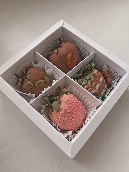Фотография покупателя товара Коробка для конфет с окном, крафт 12,5 х 12,5 х 3,5 см - Фото 28