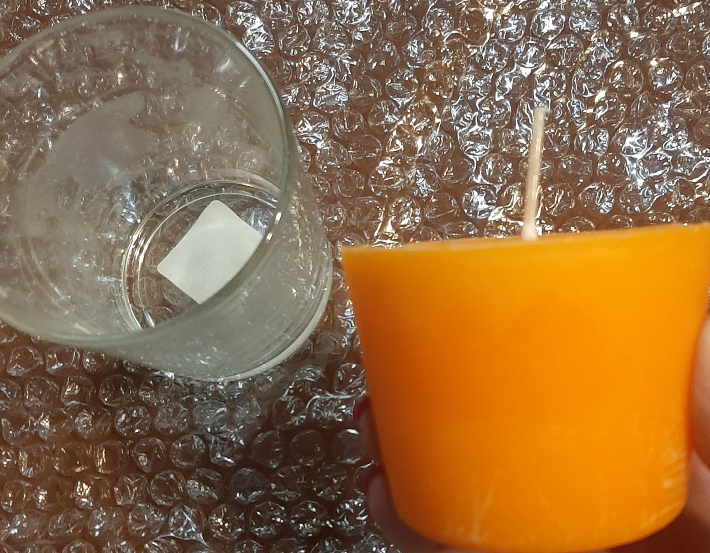 Фотография покупателя товара Свеча в гладком стакане ароматизированная "Сочное манго", 8,5 см - Фото 18