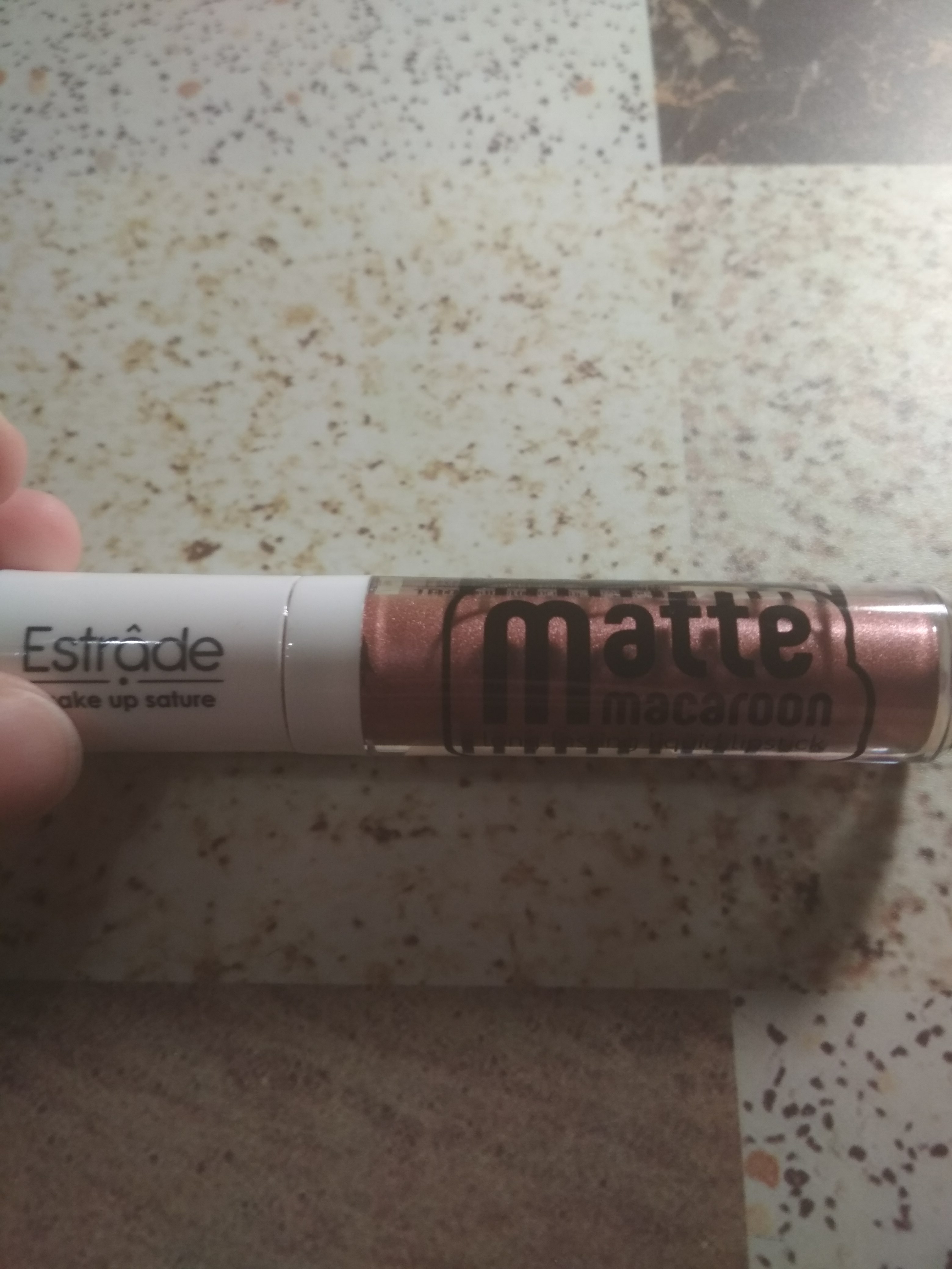 Помада губная Estrâde MATTE MACAROON, cтойкая, жидкая, тон 74 птифур ...