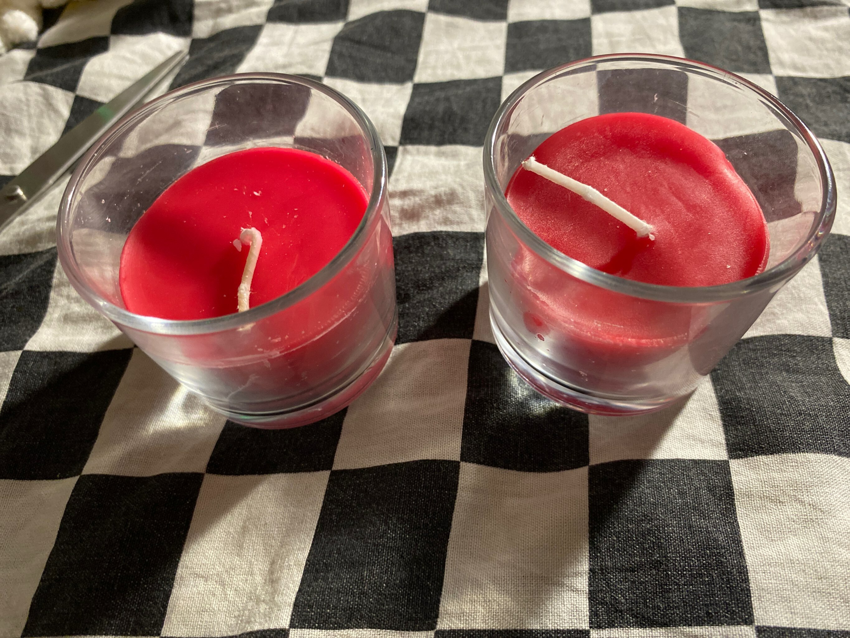 Фотография покупателя товара Свеча в гладком стакане ароматизированная "Французская ваниль", 8,5 см - Фото 13