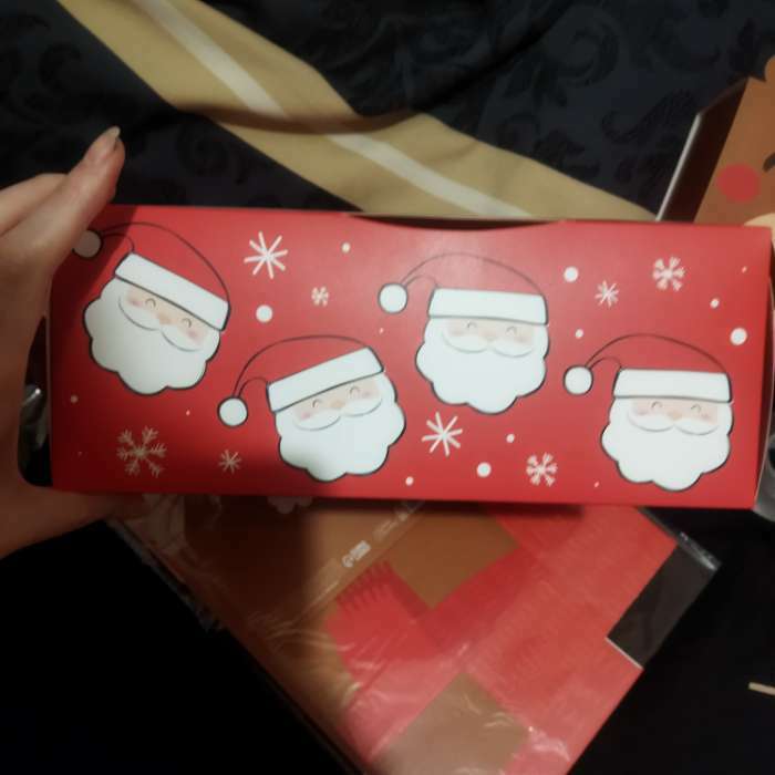 Фотография покупателя товара Коробка складная «Дед Мороз», 25 х 25 х 10 см, Новый год - Фото 6