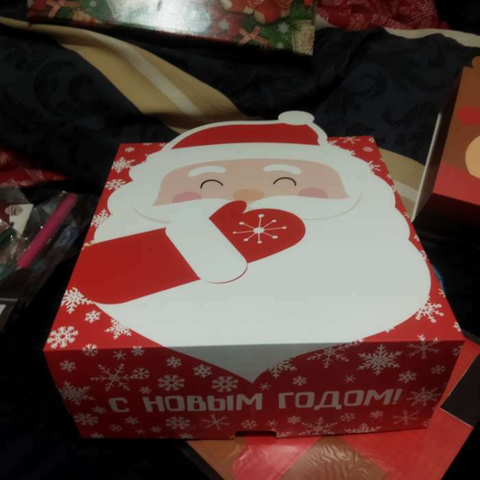 Фотография покупателя товара Коробка складная «Дедушка Мороз», 25 х 25 х 10 см - Фото 4
