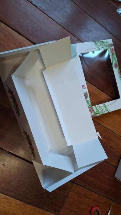 Фотография покупателя товара Коробка складная, крышка-дно, с окном "Чудесного настроения" 21 х 15 х 7 см