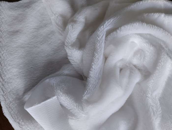 Фотография покупателя товара Лоскут для рукоделия, мех на трикотажной основе, 50 × 50 см, цвет белый - Фото 7