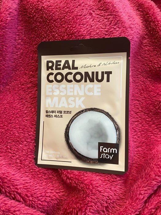 Фотография покупателя товара Тканевая маска для лица FarmStay, с экстрактом кокоса, 23 мл - Фото 2