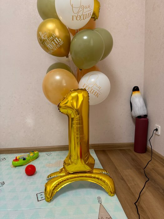 Фотография покупателя товара Шар фольгированный 32" «Цифра 6», на подставке, цвет золото - Фото 9