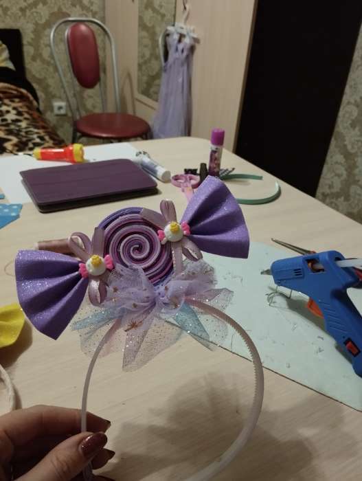 Фотография покупателя товара Набор «Пенка с блёстками» А4, 10 листов, 10 цветов, толщина 2 мм - Фото 7