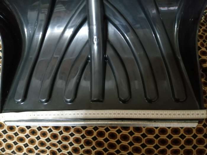Фотография покупателя товара Ковш лопаты пластиковый, 500 × 350 мм, с оцинкованной планкой, тулейка 32 мм, «Домбай» - Фото 5