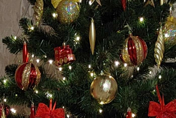 Фотография покупателя товара Ёлочные игрушки «Закрученные полосы», шары новогодние, d=8 см, набор 4 шт., золотисто-красный - Фото 5