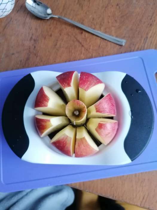Фотография покупателя товара Яблокорезка Magistro Vegan pro, 18.5×12×4 см, цвет чёрно - белый - Фото 1