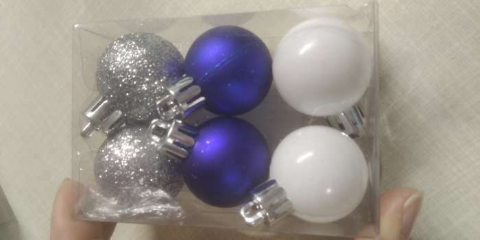 Фотография покупателя товара Ёлочные шары новогодние, на Новый год, пластик, d-3 см, 6 шт, цвета синий, серебристый, белый - Фото 3