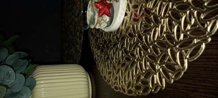 Фотография покупателя товара Набор салфеток сервировочных на стол Доляна «Манифик», d=38 см, 4 шт, цвет золотой - Фото 2