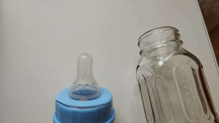 Фотография покупателя товара Бутылочка для кормления стеклянная, классическое горло, средний поток, 100 мл., от 0 мес., цвета МИКС - Фото 3