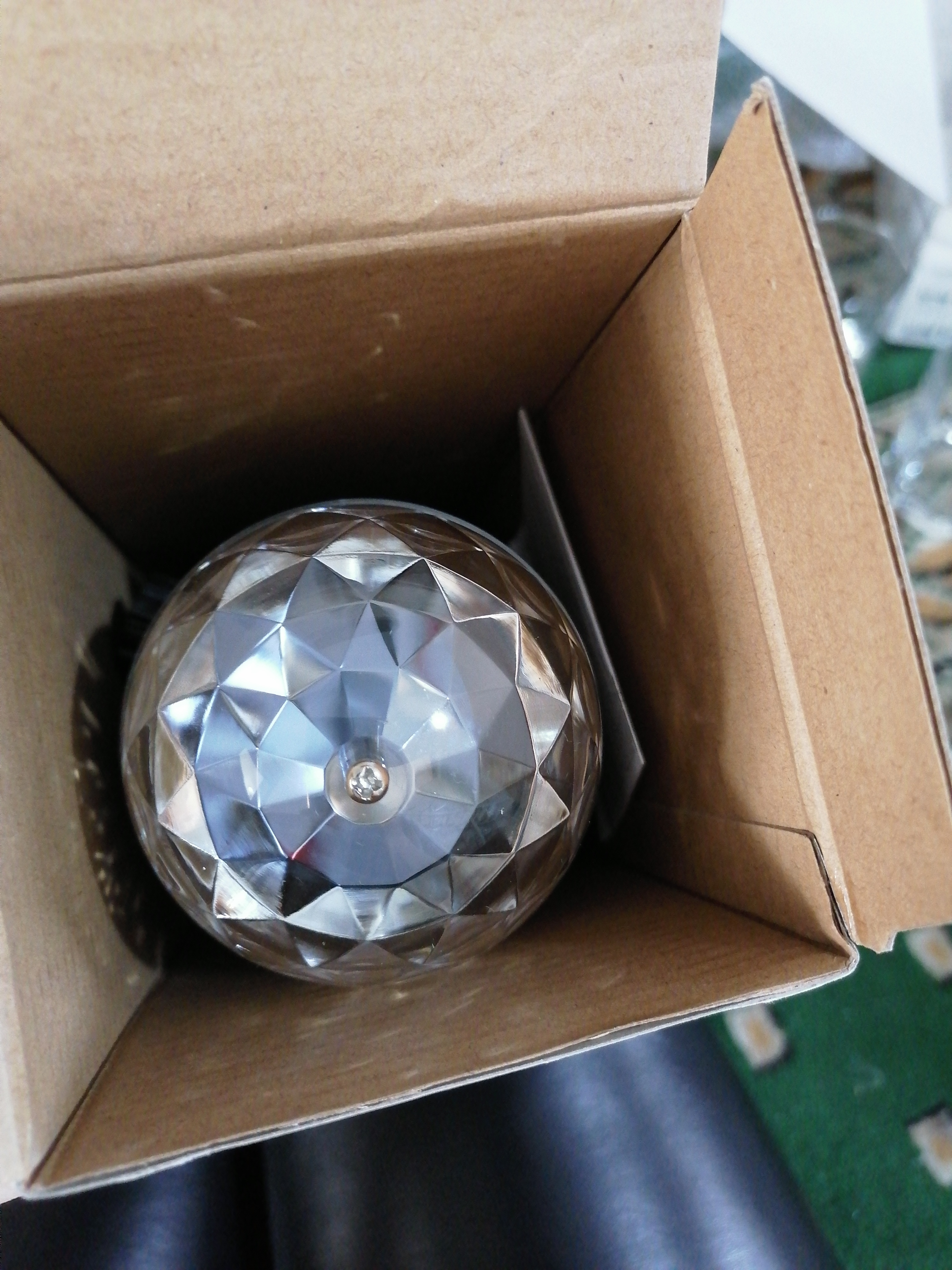 Фотография покупателя товара Световой прибор «Хрустальный шар» 9.5 см, свечение RGB, 12 В - Фото 5