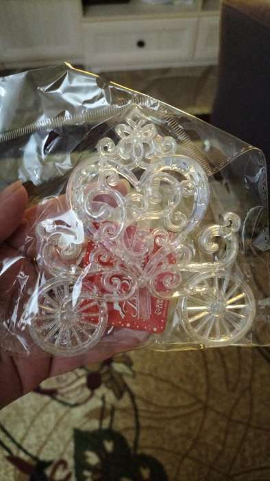 Фотография покупателя товара Ёлочная игрушка «Зимнее волшебство. Карета», перелив 11×11 см, прозрачный перелив - Фото 7