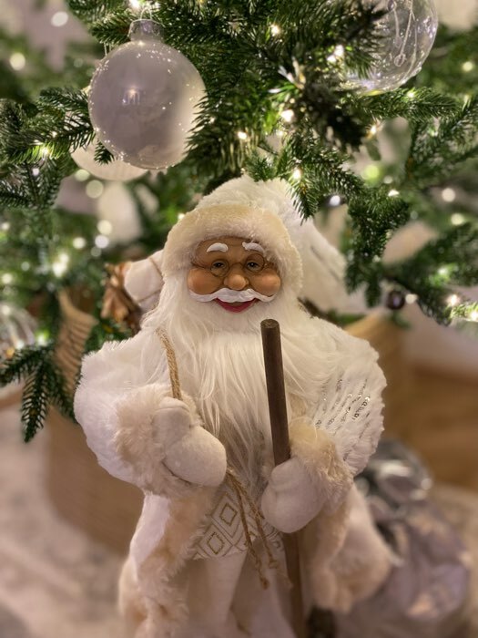 Фотография покупателя товара Дед Мороз "В пушистой шубе, посохом и мешком" 47 см, белый - Фото 2