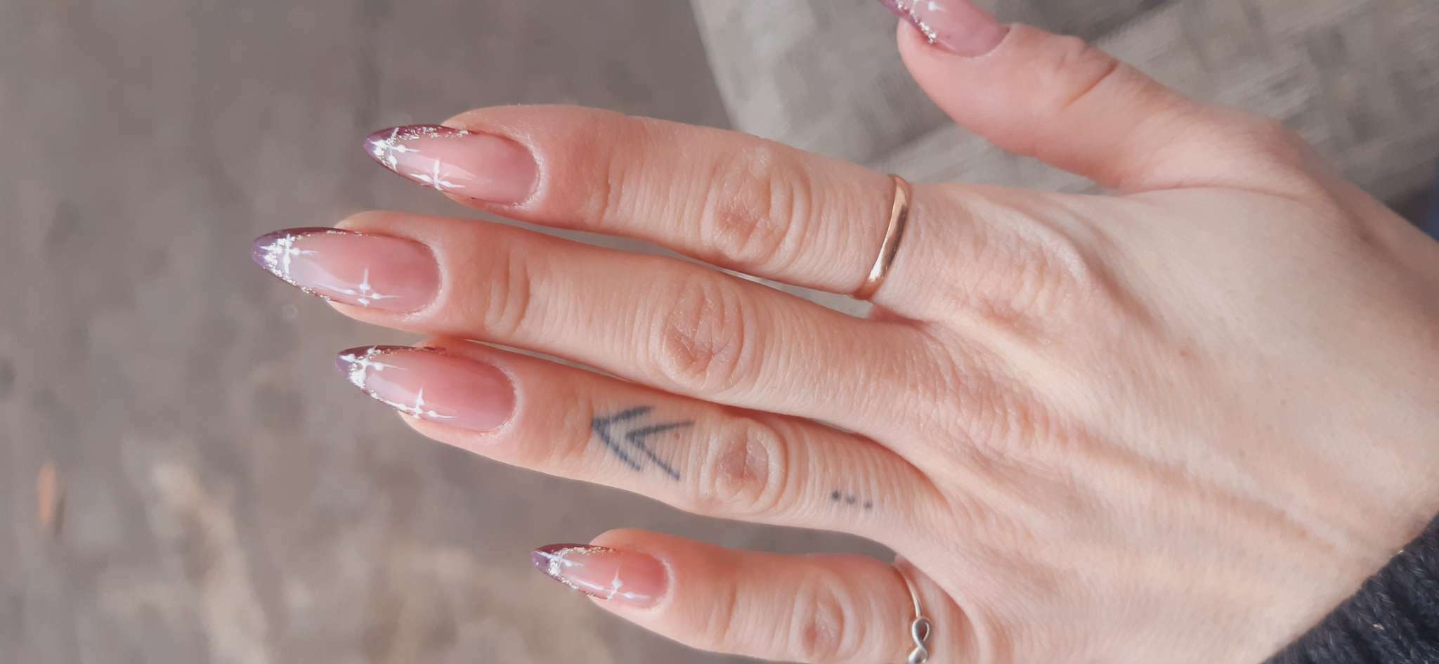 Фотография покупателя товара Гель лак для ногтей «GLOW IN THE DARK», 3-х фазный, 8 мл, LED/UV, люминесцентный, цвет пурпурно-розовый (33) - Фото 4