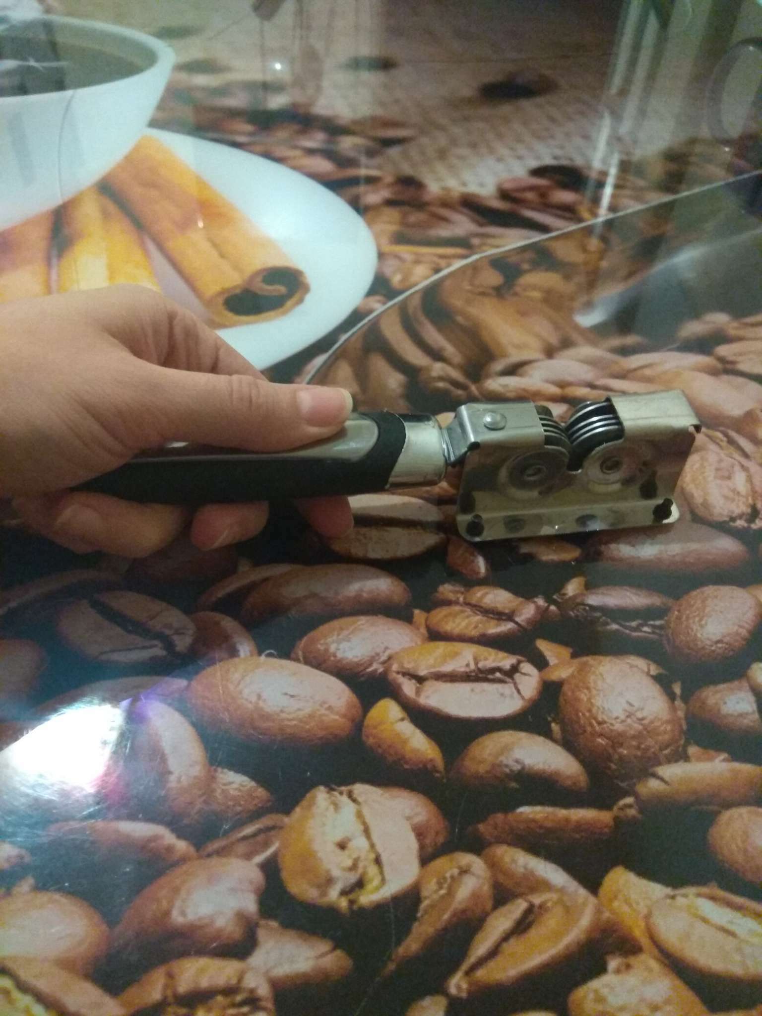 Фотография покупателя товара УЦЕНКА Точилка для ножей Доляна «Элим», 18×4 см - Фото 2