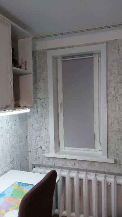 Фотография покупателя товара Рулонная штора «Сильвер», 120 х 175 см, блэкаут, цвет светло-серый - Фото 1