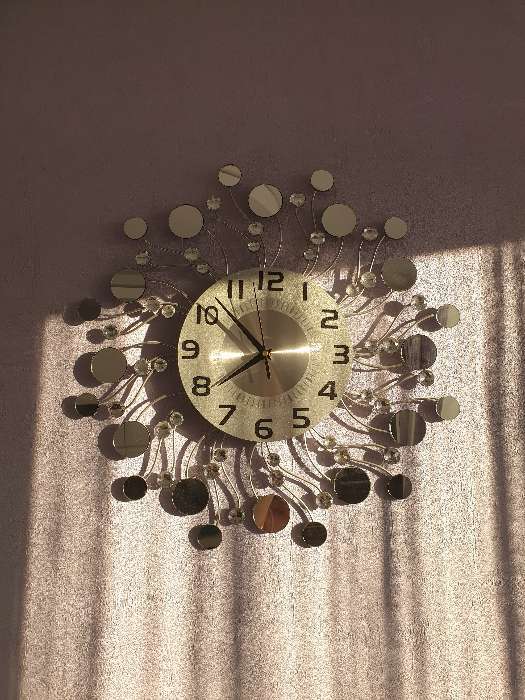 Фотография покупателя товара Часы настенные, серия: Ажур, "Стеклянные капли", плавный ход, d-49 см, циферблат 22 см - Фото 1