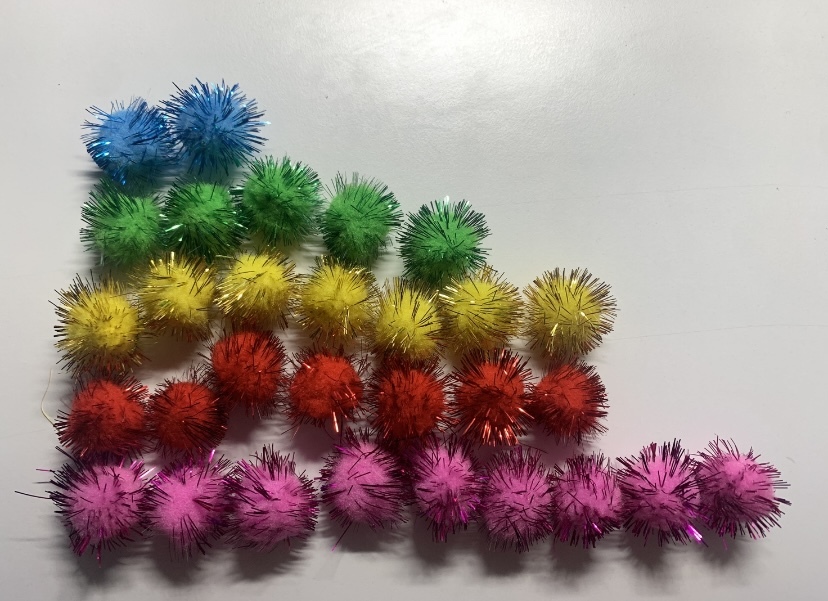 Фотография покупателя товара Помпоны для творчества, блестящие, 5 цветов, 25 мм, (набор 30 шт) - Фото 1