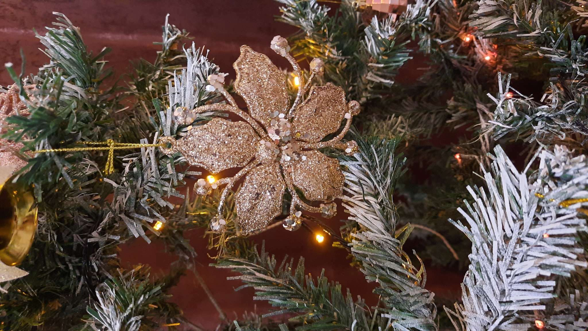 Фотография покупателя товара Ёлочные игрушки 3 шт. «Зимнее волшебство. Сияющая глазурь» пластик, 9.5×9.5 см, золото - Фото 7