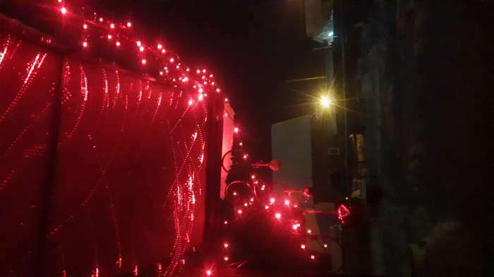 Фотография покупателя товара Гирлянда «Нить» 20 м, IP44, тёмная нить, 200 LED, свечение красное, 8 режимов, 220 В - Фото 3
