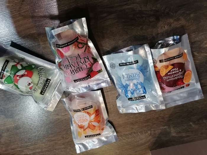 Фотография покупателя товара Бомбочки для ванны «С Новым Годом», аромат лаванда, мёд, 6×20 г, Чистое счастье - Фото 7