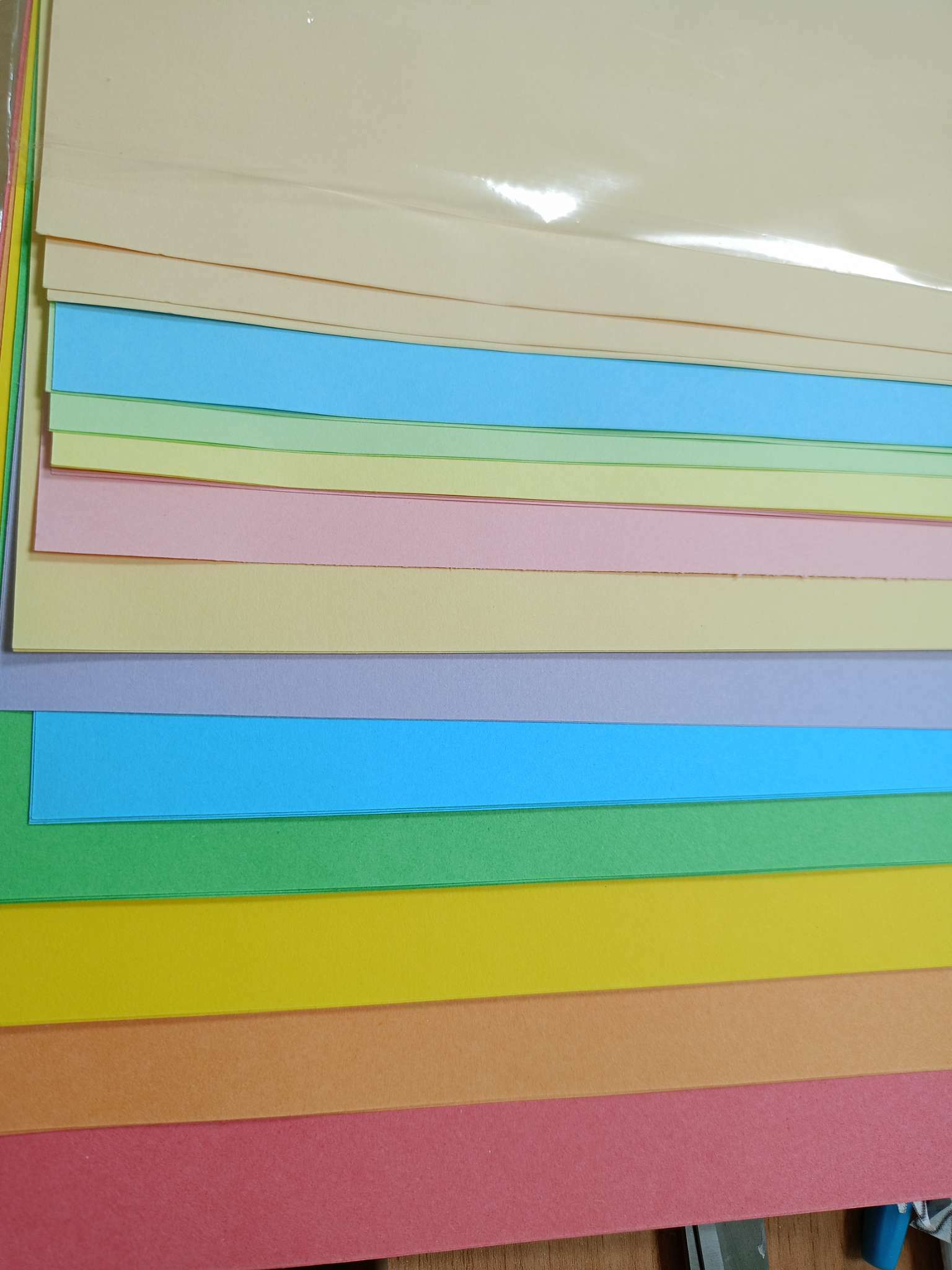 Фотография покупателя товара Бумага цветная А4, 36 листов, 12 цветов "Для офисной техники", 80 г/м²