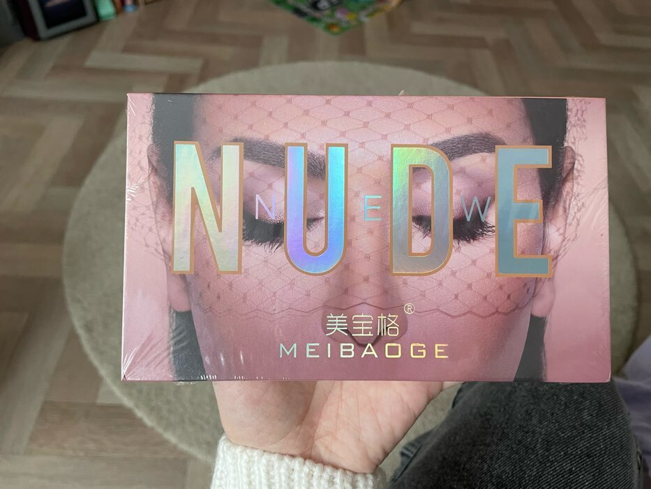 Фотография покупателя товара Профессиональная палетка теней для век, 18 цветов - Фото 1