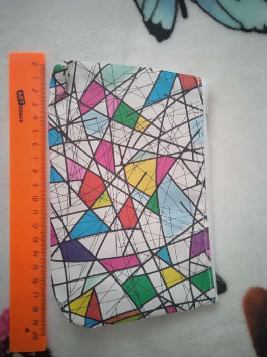 Фотография покупателя товара Косметичка-пенал на молнии, плоская, с ярким рисунком, белая/разноцветная - Фото 1