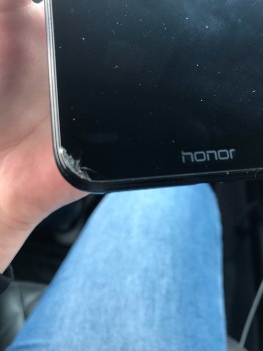 Фотография покупателя товара Защитное стекло 9D LuazON для Honor 8A/Y6 (2019), полный клей, 0.33 мм, 9Н, черное