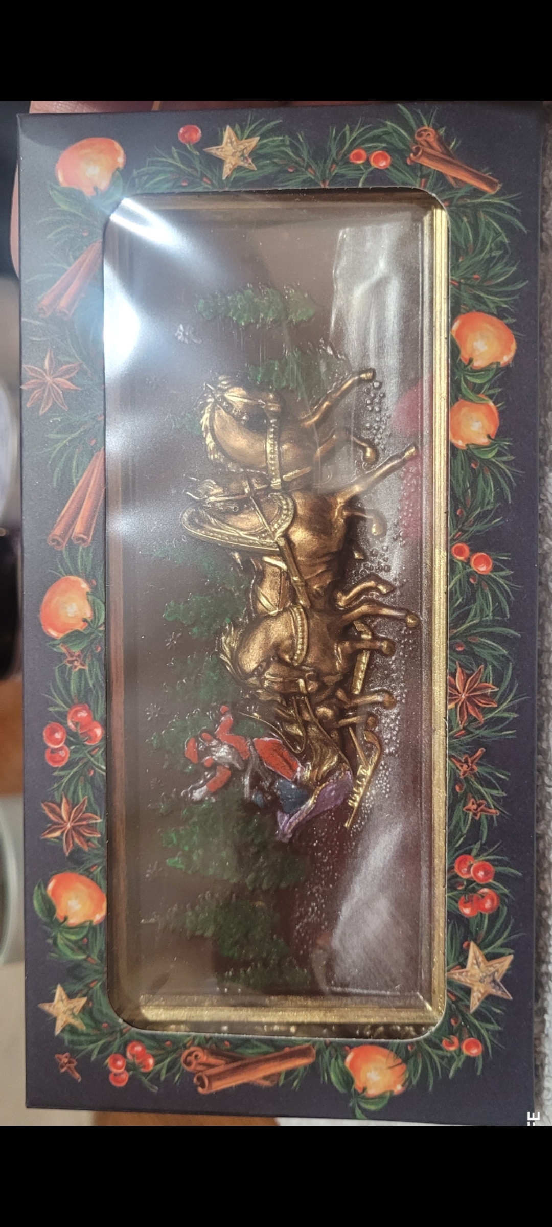Фотография покупателя товара Коробка для шоколада «Зима - Время волшебства», с окном, 17,3 × 8,8 × 1,5 см - Фото 1