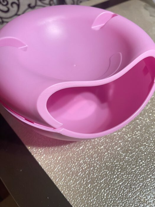 Фотография покупателя товара Тарелка пластиковая для семечек и орехов «Плэтэр», 20×11 см, с подставкой для телефона, цвет МИКС - Фото 48