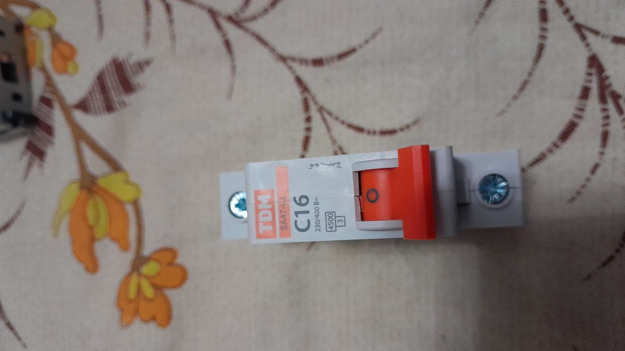 Фотография покупателя товара Выключатель автоматический TDM ВА47-63, 1п, 25 А, 4.5 кА - Фото 1