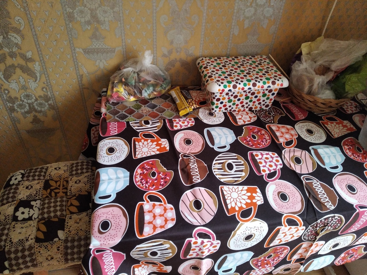 Фотография покупателя товара Скатерть «Доляна» Пончики 140×180 см, 100% п/э
