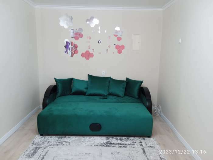 Фотография покупателя товара Прямой диван «Мария», еврокнижка, велюр bingo, цвет grafit - Фото 2