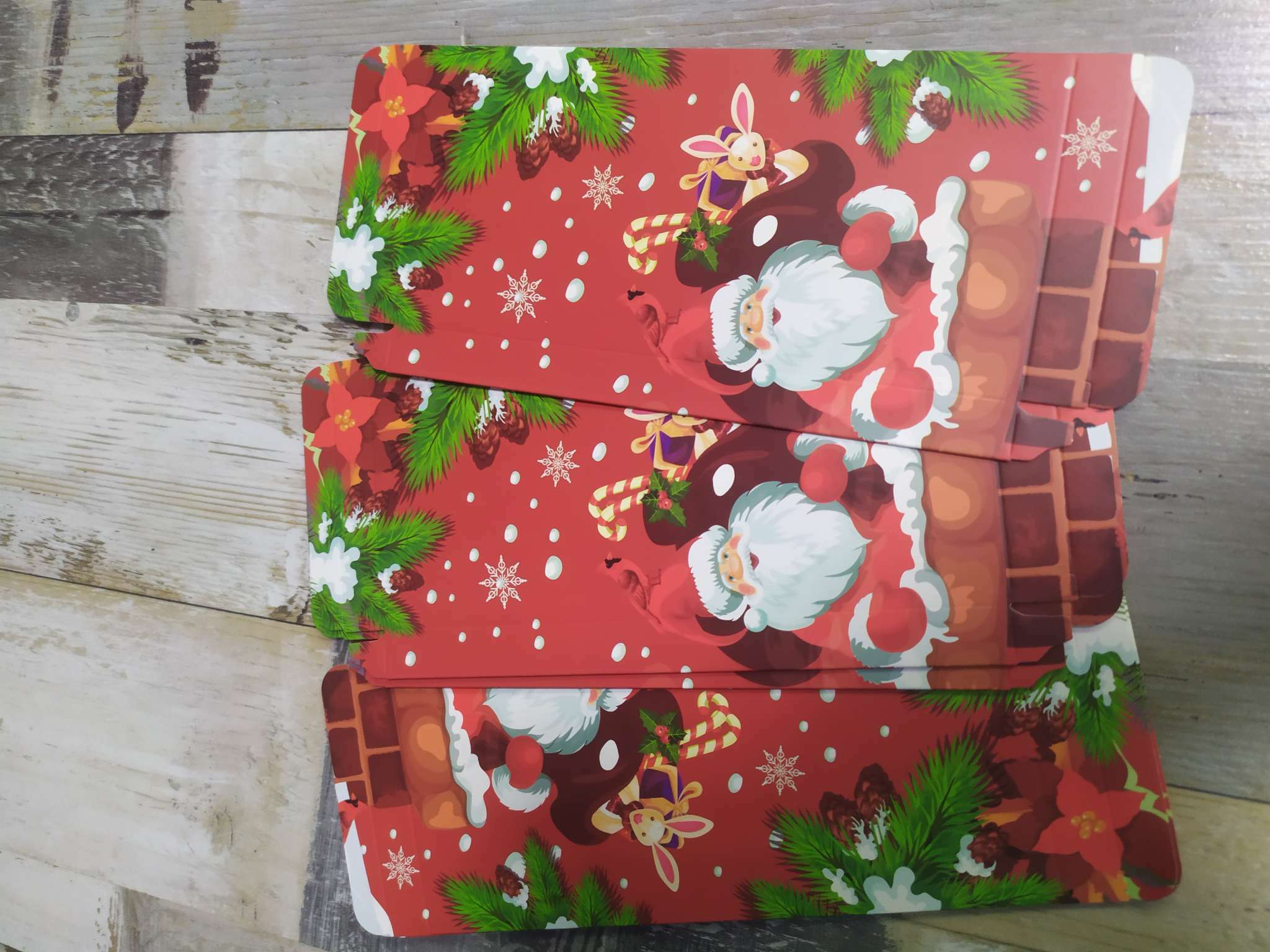 Фотография покупателя товара Коробка для шоколада новогодняя «Дед Мороз», 17×8×1.4 см - Фото 8