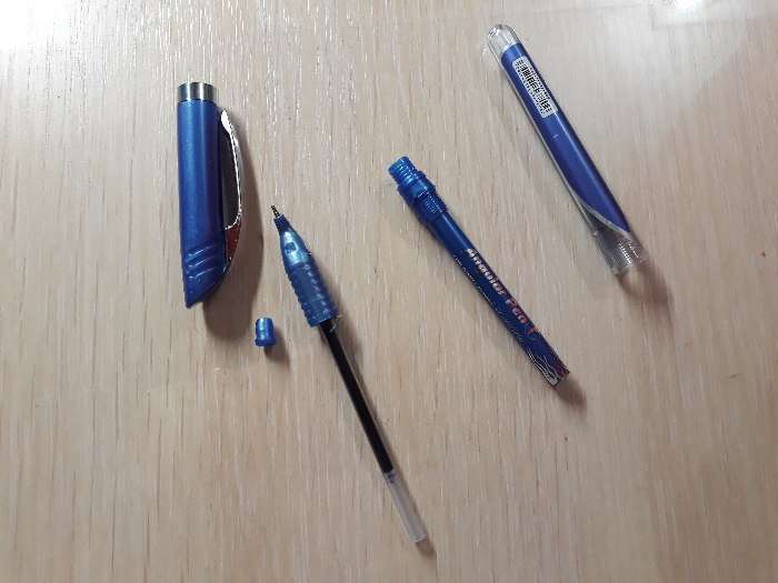 Фотография покупателя товара Ручка шариковая Flair Angular для левшей, узел-игла 0.7 мм, стержень синий, в блистере