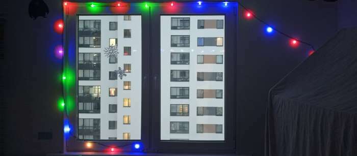 Фотография покупателя товара Гирлянда «Нить» 5 м с насадками «Шарики синие», IP20, тёмная нить, 30 LED, свечение синее, 8 режимов, 220 В - Фото 2