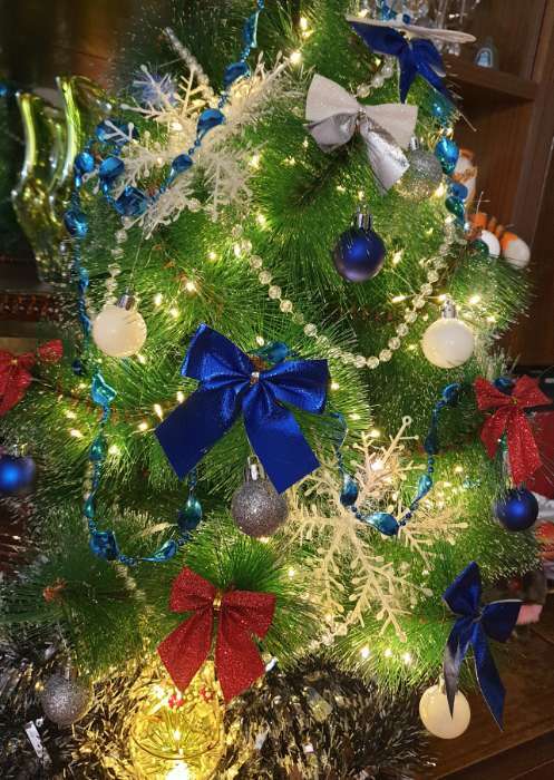 Фотография покупателя товара Ёлочные шары новогодние, на Новый год, пластик, d=3 см, 6 шт., цвет синий, серебристый, белый - Фото 1