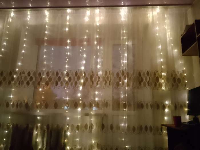 Фотография покупателя товара Гирлянда «Занавес» 2.8×3 м роса на крючках, IP20, серебристая нить, 300 LED, свечение белое, мерцание, USB - Фото 6