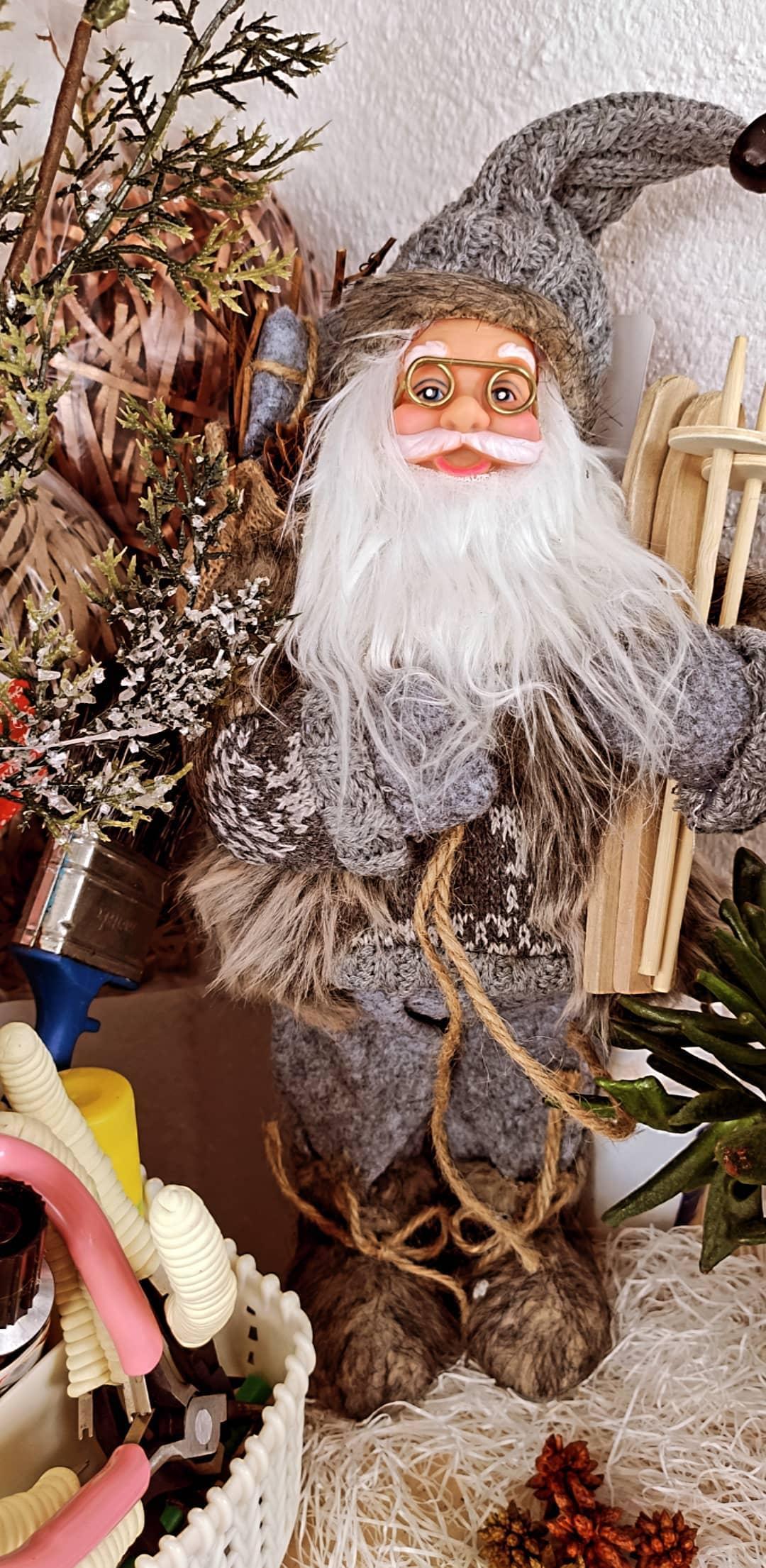 Фотография покупателя товара Дед Мороз "В сером костюме с лыжами" 45 см - Фото 18