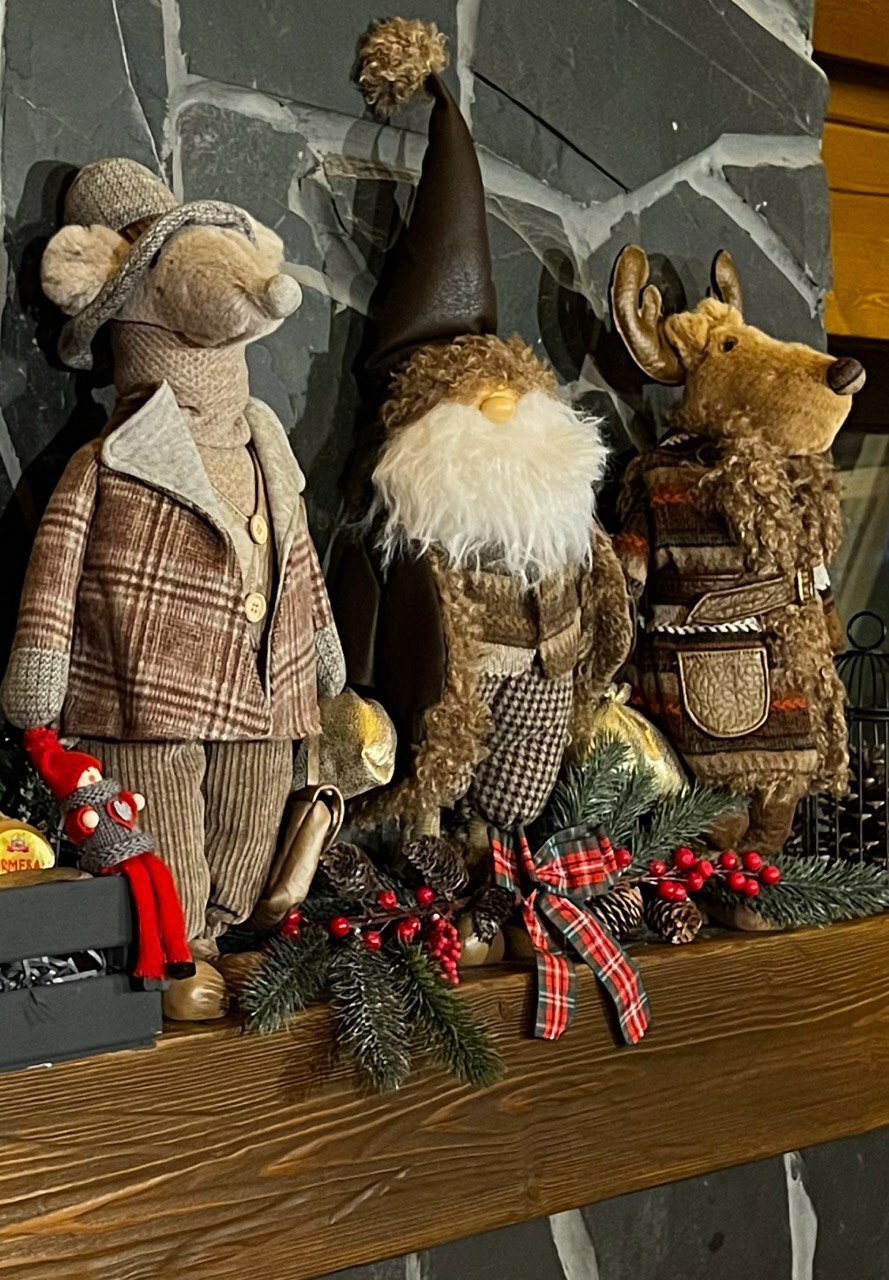 Фотография покупателя товара Кукла интерьерная "Дед Мороз в коричневой шубке с мешком подарков" 27х14х62 см - Фото 3