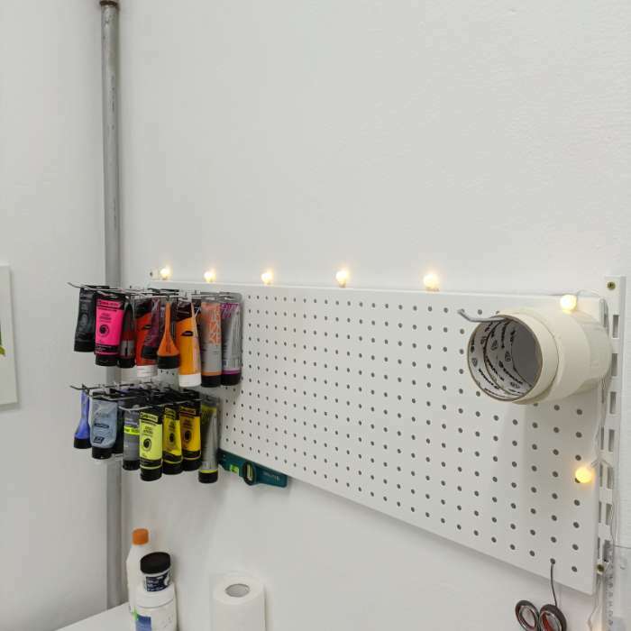 Фотография покупателя товара Крючок одинарный для металлической перфорированной панели, d=4 мм, L=10 см, шаг 25 мм - Фото 1