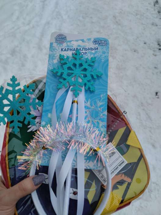Фотография покупателя товара Карнавальный набор «Снежинка», 2 предмета: ободок, жезл