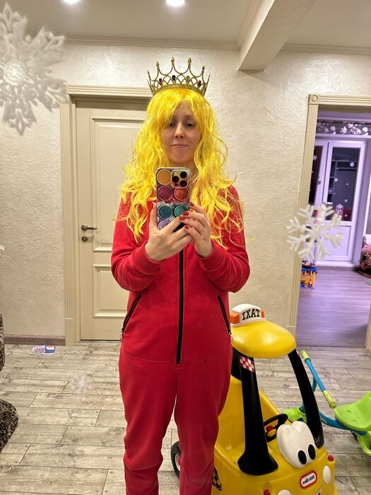 Фотография покупателя товара Карнавальный набор «Принцесса золотая», парик, корона - Фото 1