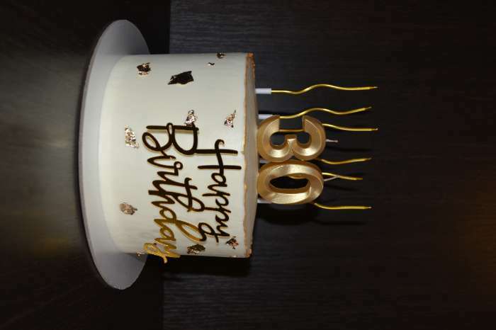 Фотография покупателя товара Свечи для торта  "Серпантин" 6  шт, коктейльные, золото - Фото 8