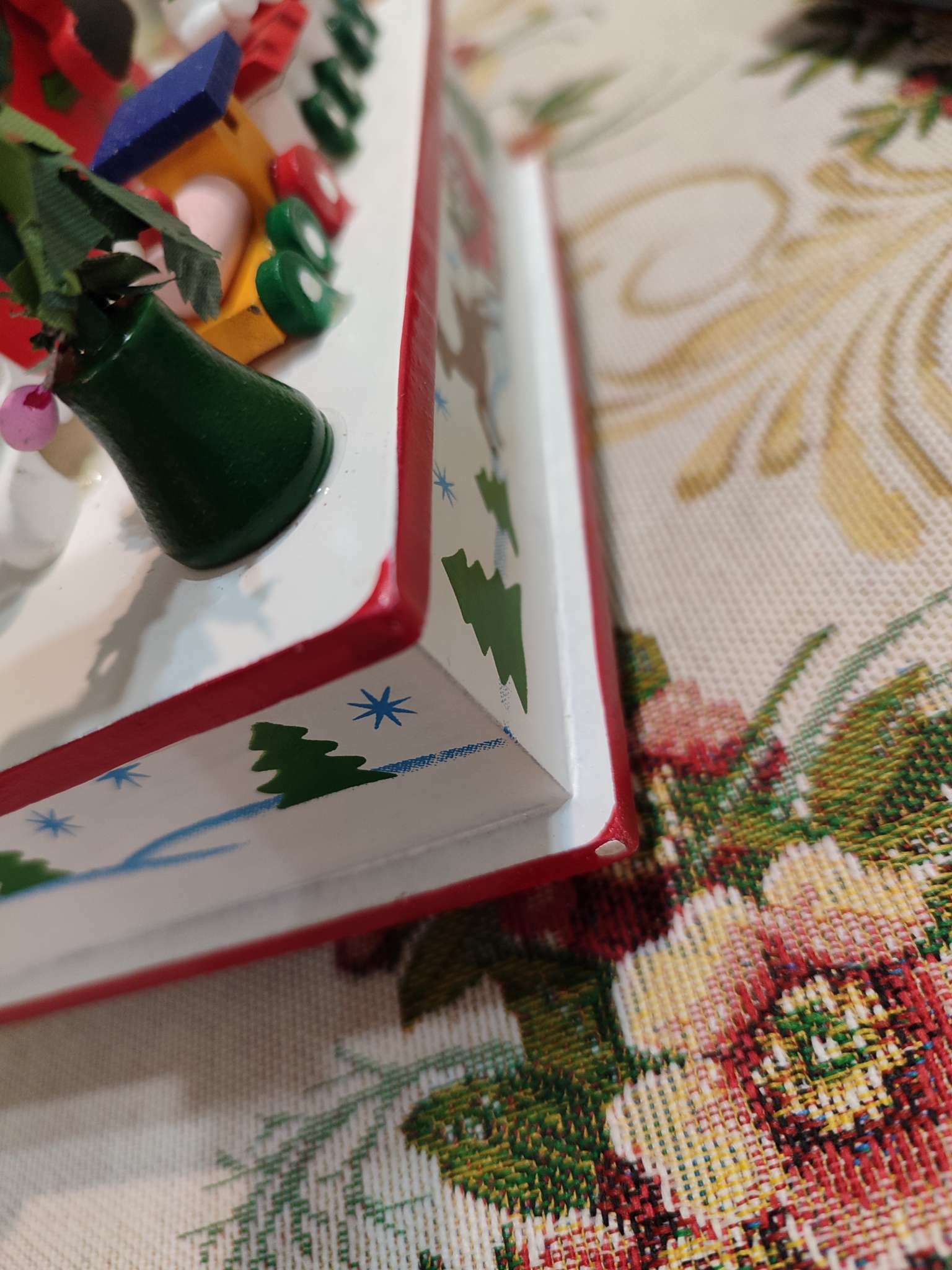 Фотография покупателя товара Новогодний сувенир «Карусель» 14 × 10 × 21 см - Фото 2