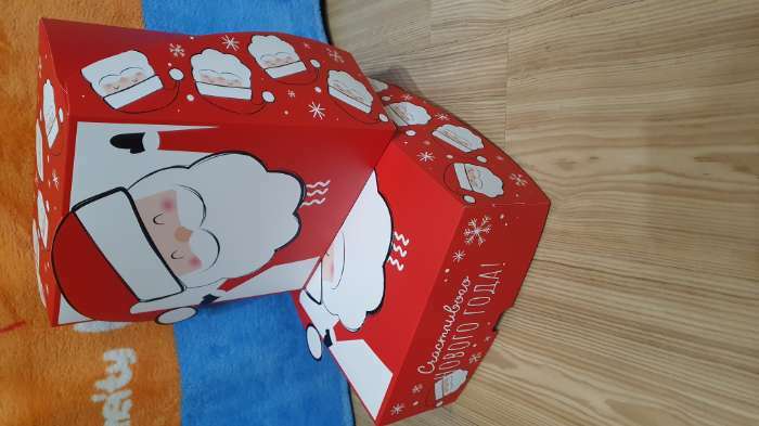 Фотография покупателя товара Коробка складная «Дед Мороз», 25 х 25 х 10 см, Новый год